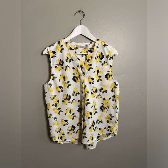 Lot of 3 Women’s Blouse Top Shirts sz M Lemon Dahlia Chevron Pink Rose Lace H&M - Picture 6 of 7